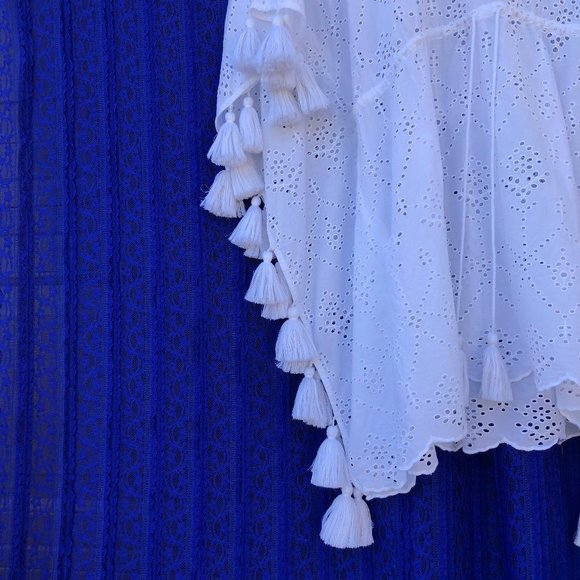 SOLD!! NWT PILYQ White Swim Coverup- Eyelet and Pom Pom Details- XS/S - Picture 2 of 6